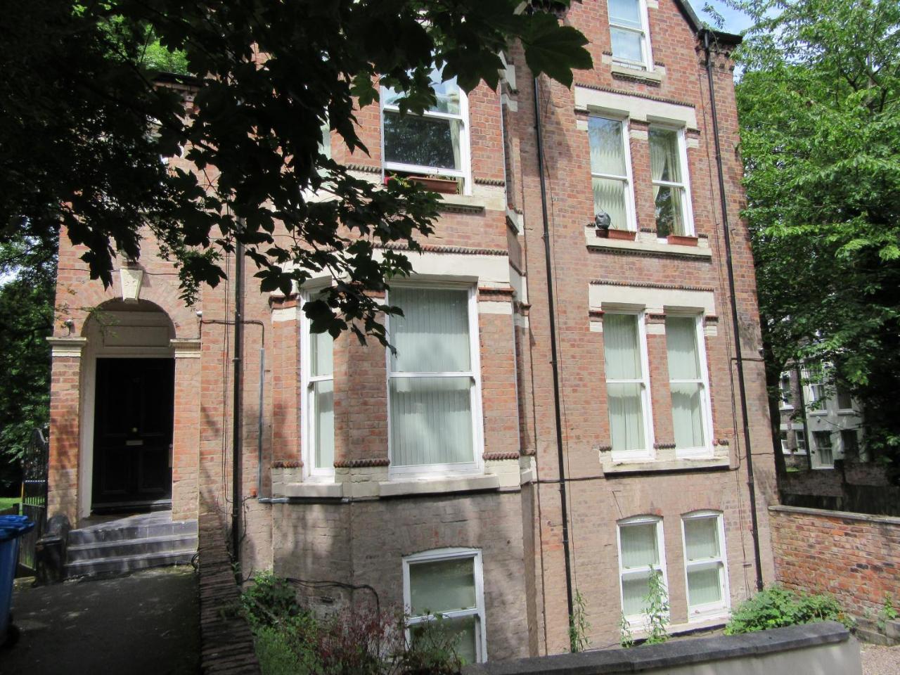 Апартаменти No 3 - Large 1 Bed Near Sefton Park And Lark Lane Ліверпуль Екстер'єр фото